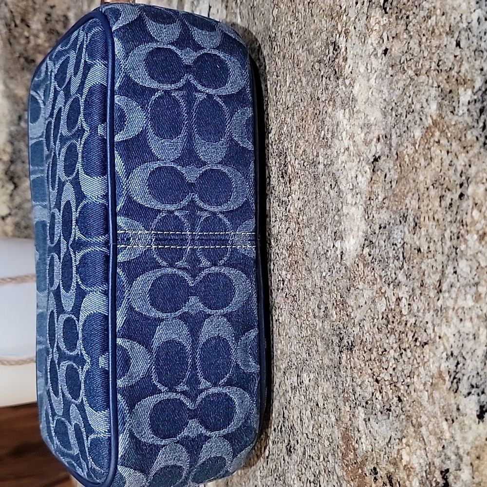 Coach EUC Jamie Camera Bag In Signature Denim - Picture 7 of 10